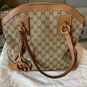 247279/204991 Gucci GG Charm Dome Bag- Beige